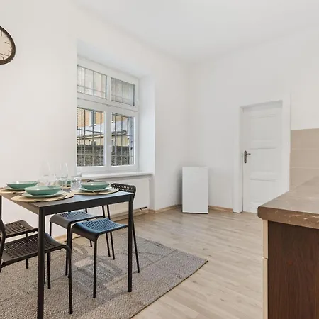 Apartment Center - Modern & Stylish *