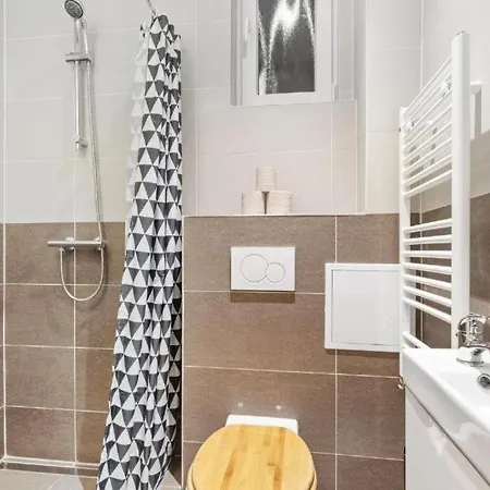 Apartment Center - Modern & Stylish Pressburg