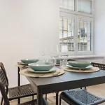 Center - Modern & Stylish Appartement *